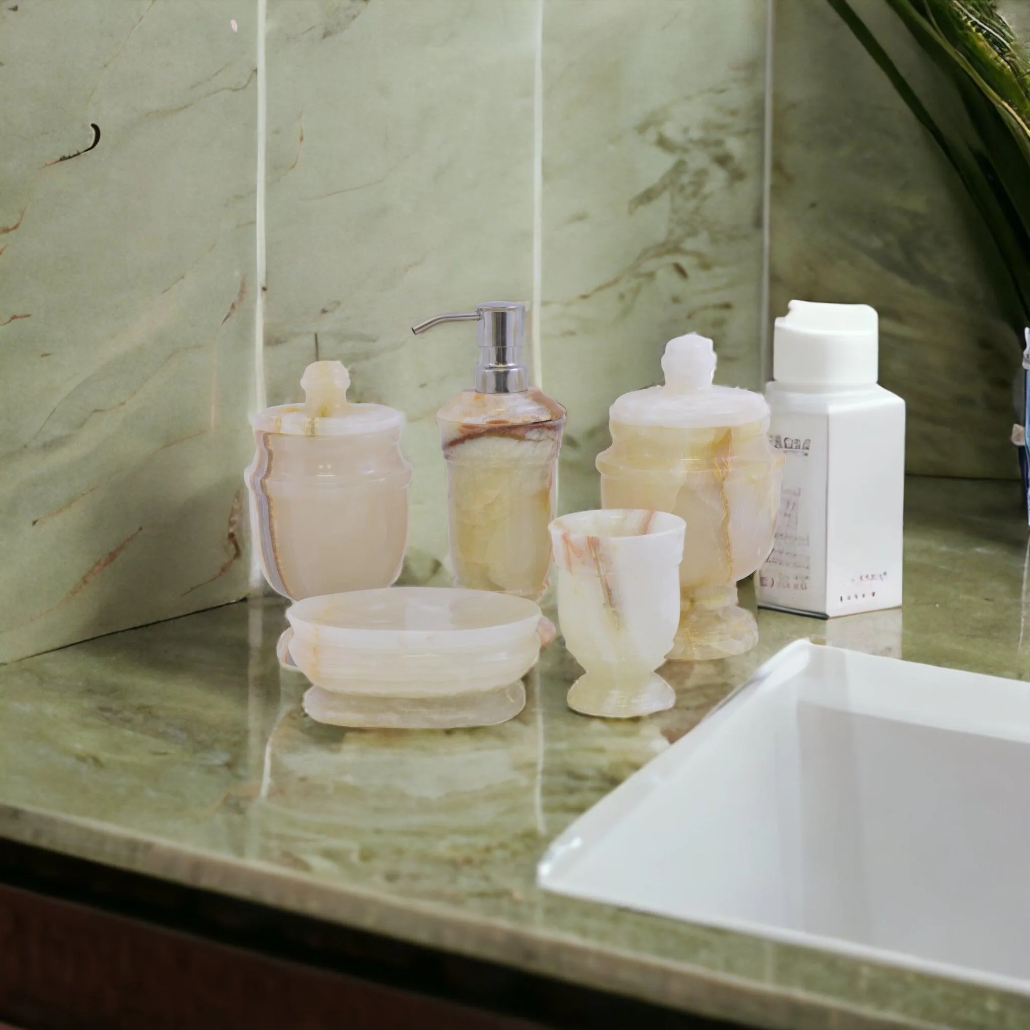 5-Piece bathroom Accessories Set of White Onyx