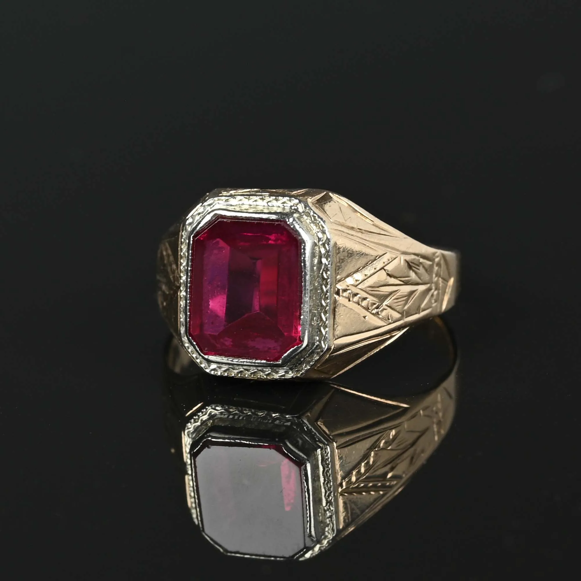 Art Deco Engraved Gold Ruby Signet Ring