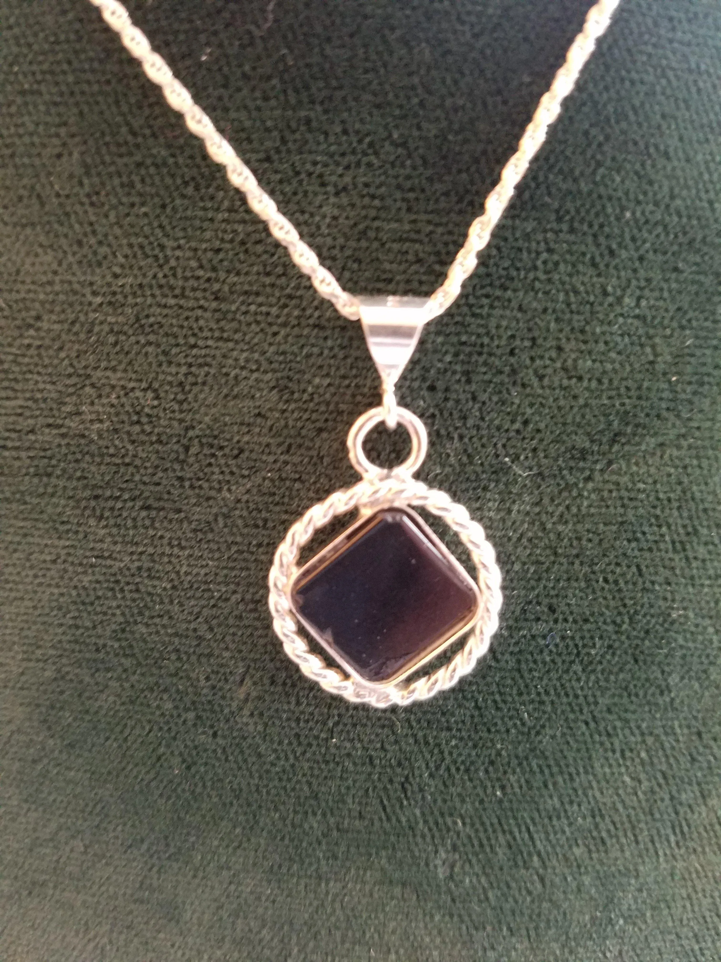 az0176- Small Silver Black Onyx  Pendant