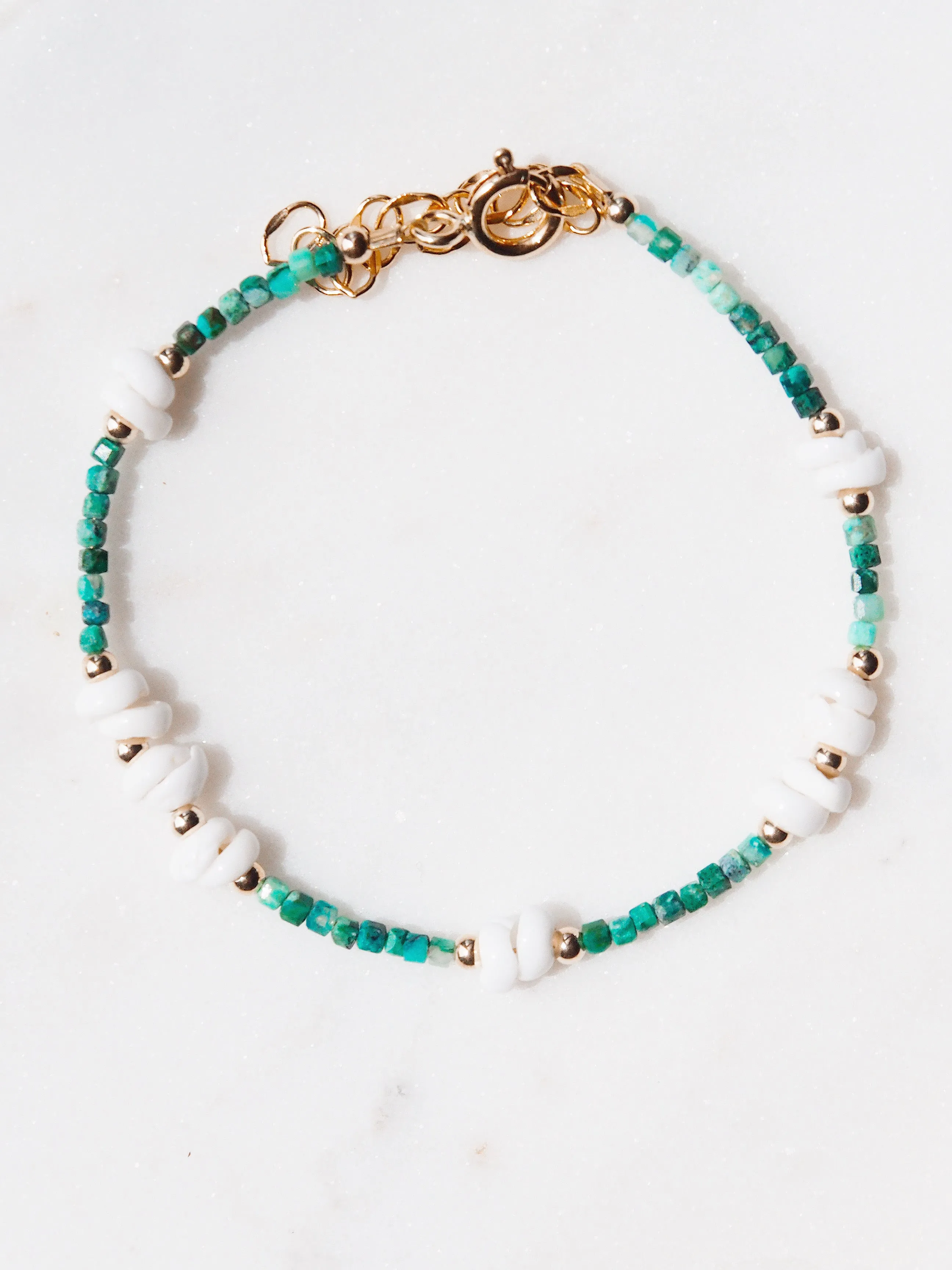 Gemstone Puka Shell Bracelet - Ke'alohi