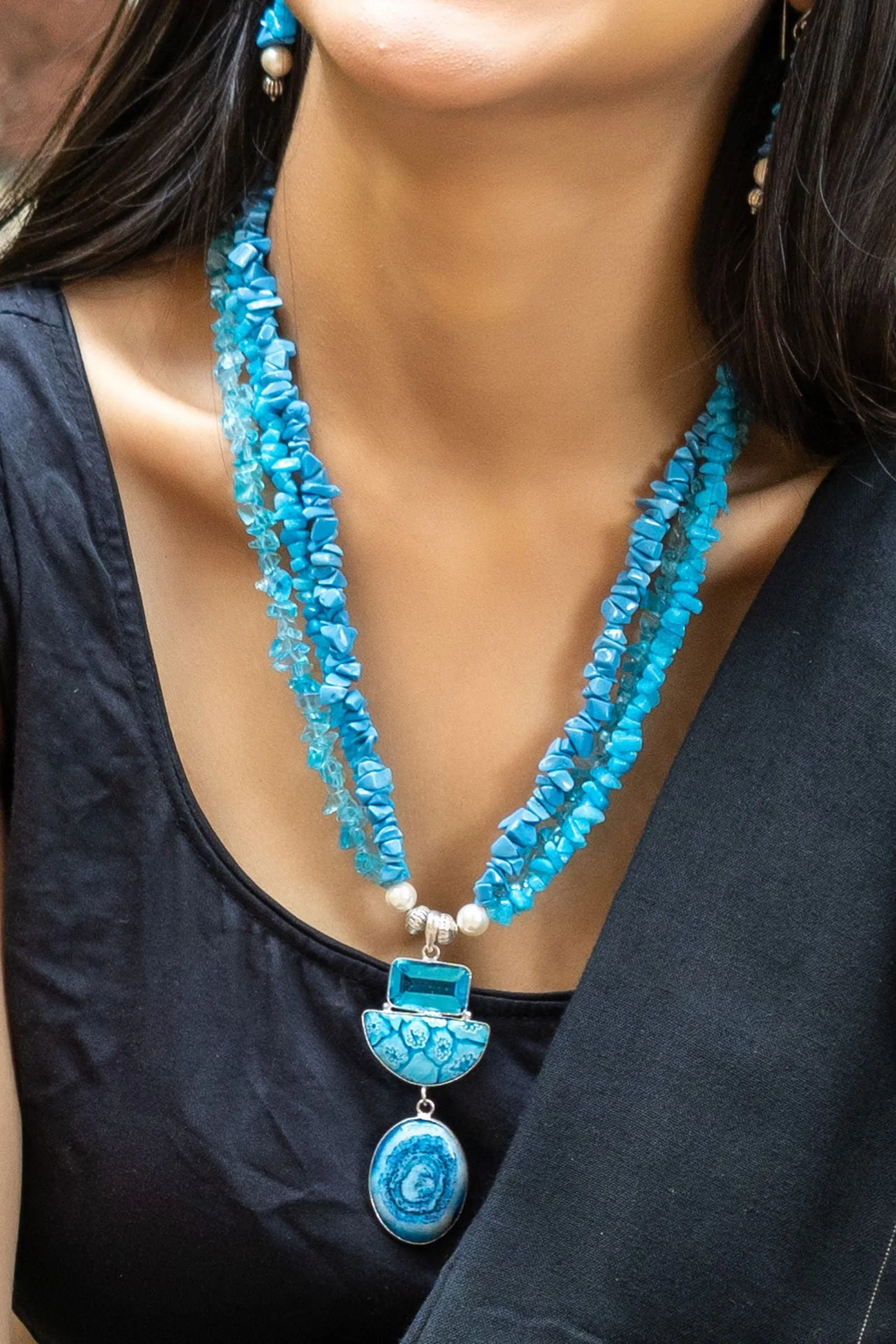 Handmade Shades of Blue Semi Precious Agate Stone Chips Necklace and Earrings Jewelry Set