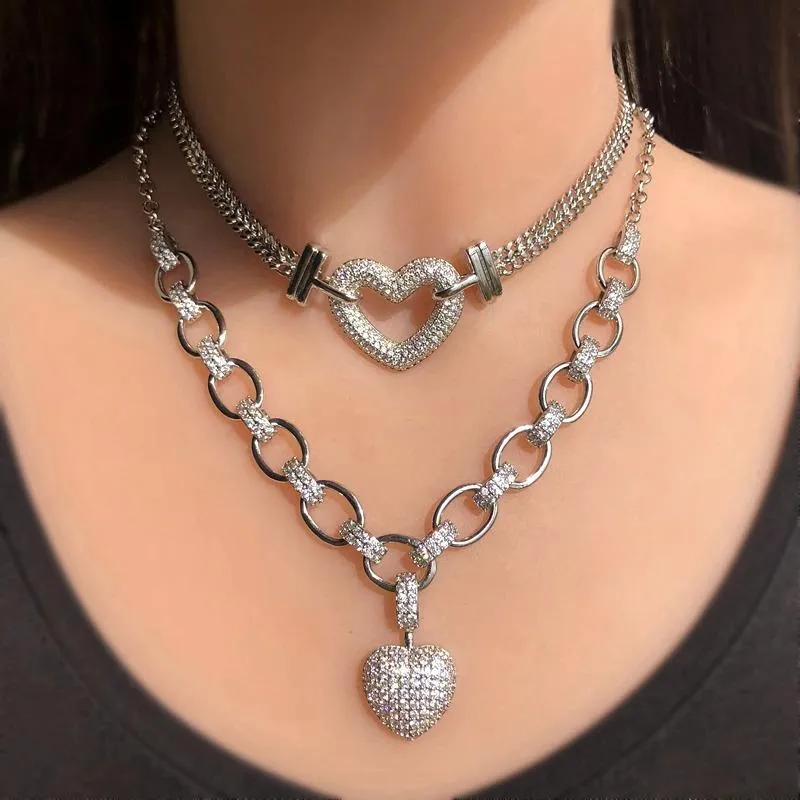 Luxurious Zircon Encrusted Heart Charm Jewelry Set