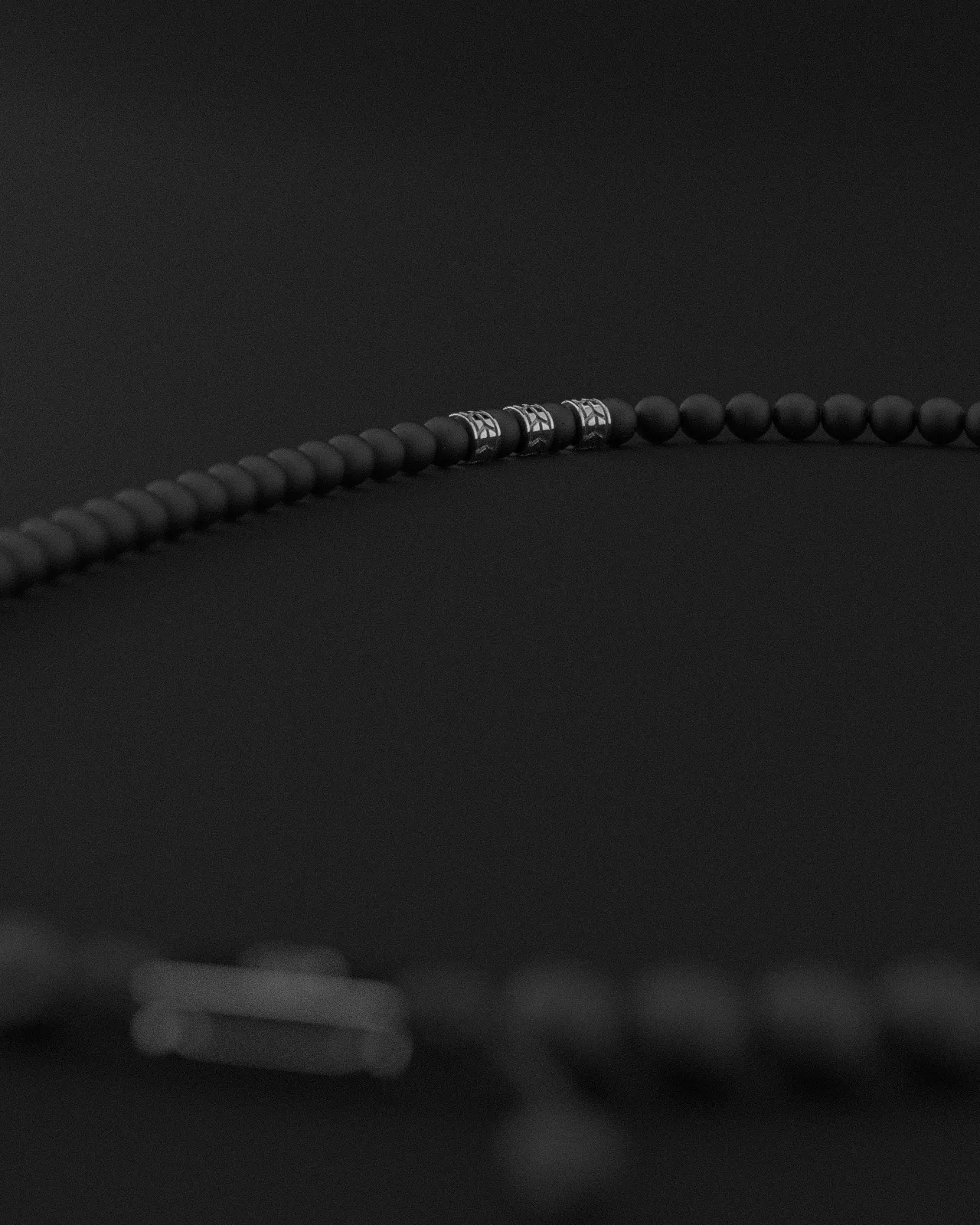 Onyx Matte Necklace 8mm | Royale