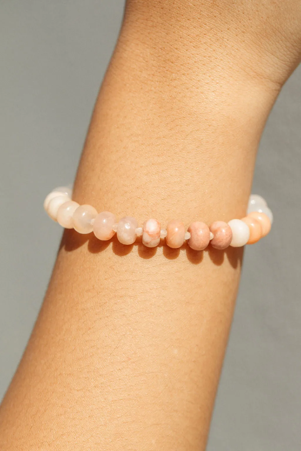 Peach Ombre Gemstone Bracelet - Ho'olaua'e