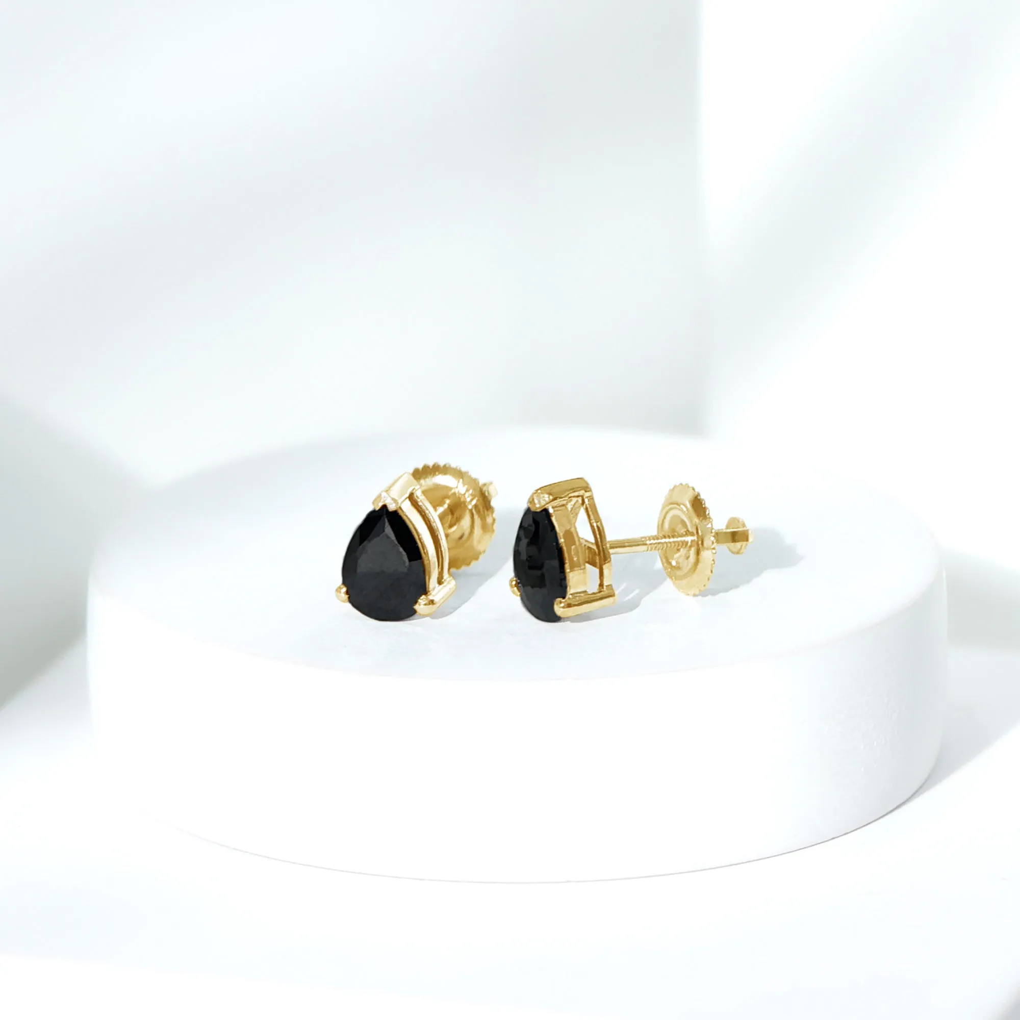 Pear Shape Black Onyx Simple Solitaire Stud Earrings