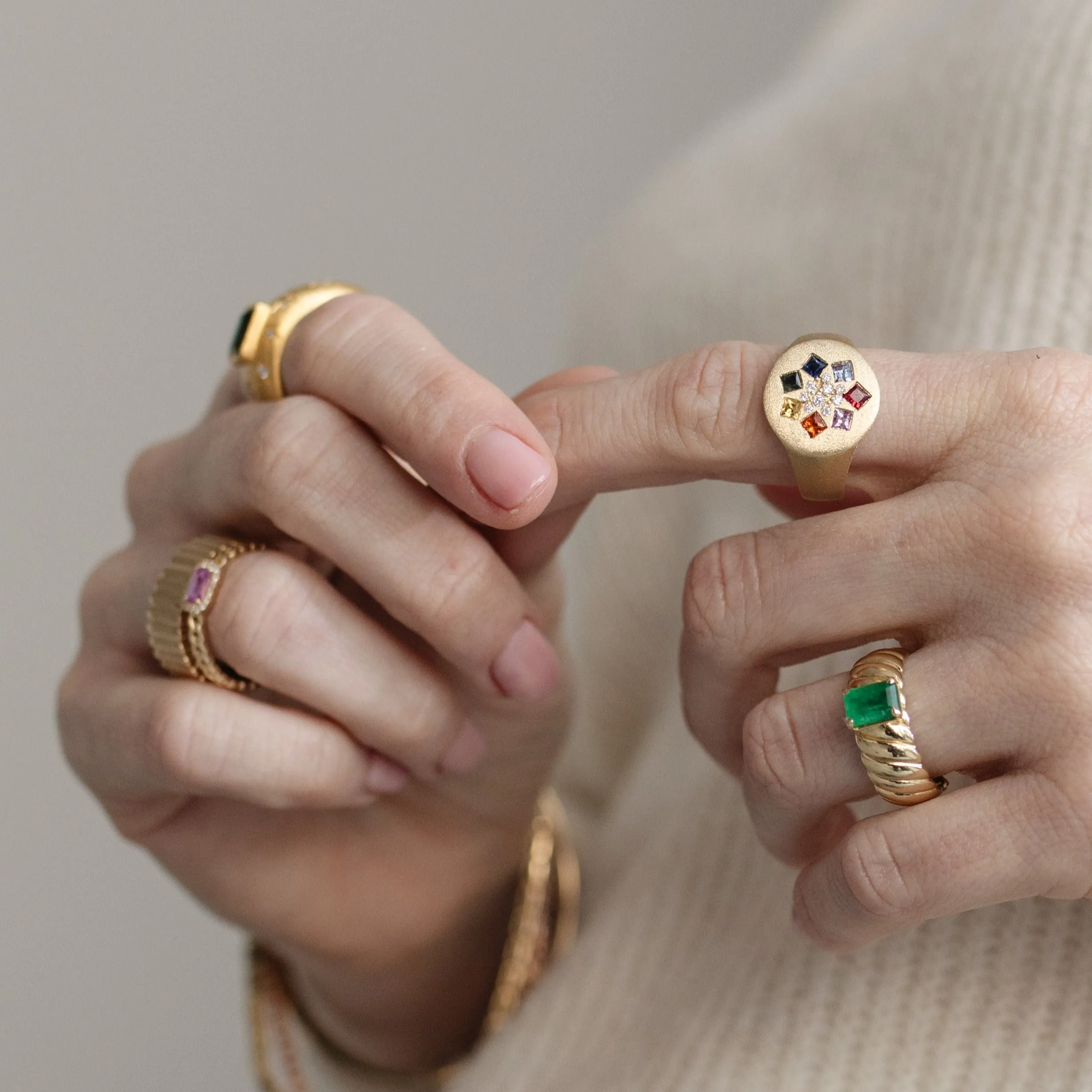 Rainbow Sapphire Flower Signet Ring