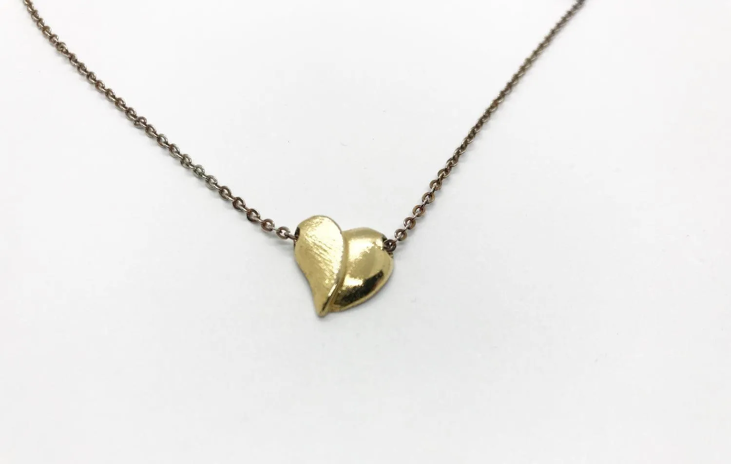 Sophisticated Heart Pendant on Chain