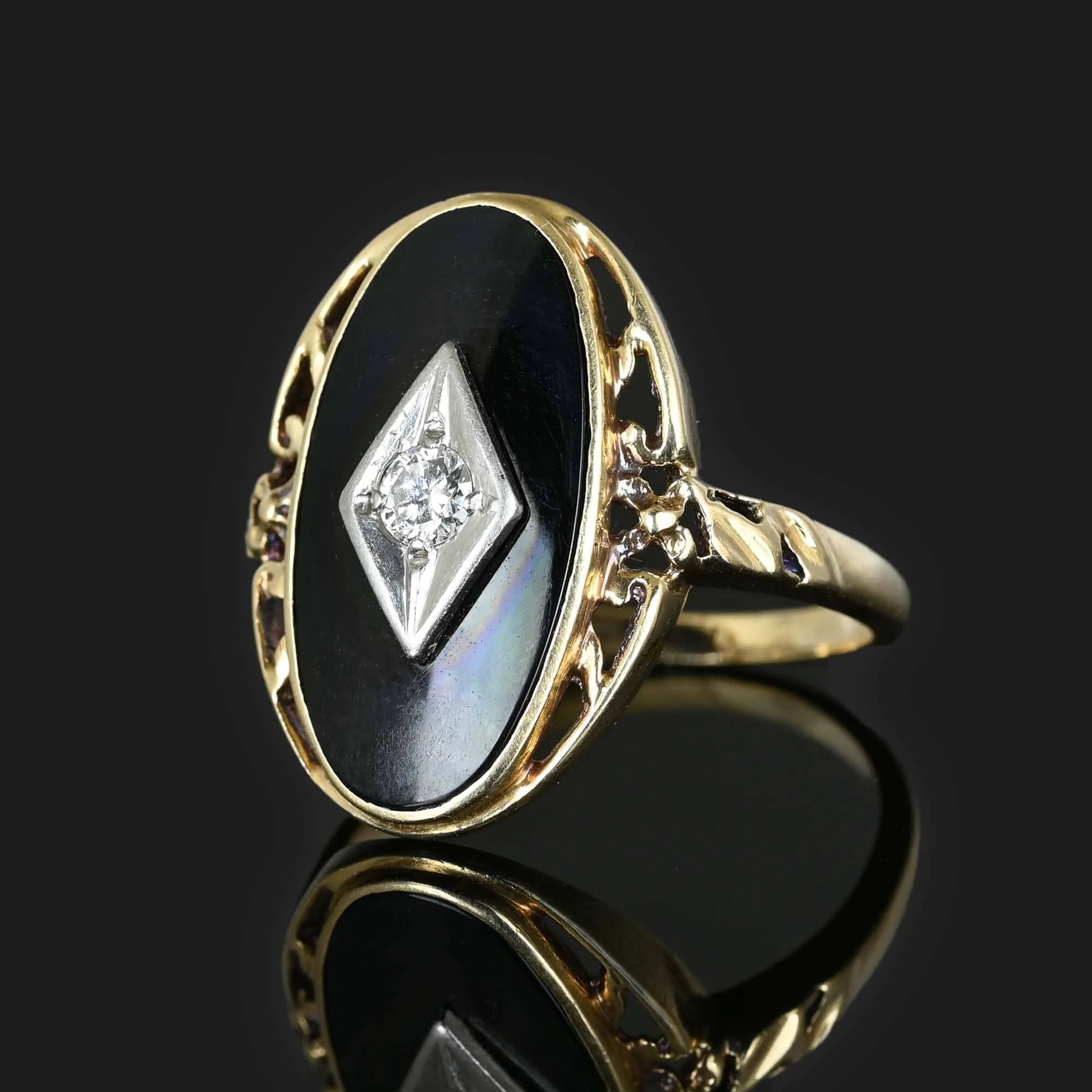 Vintage Black Onyx Diamond Ring in Gold