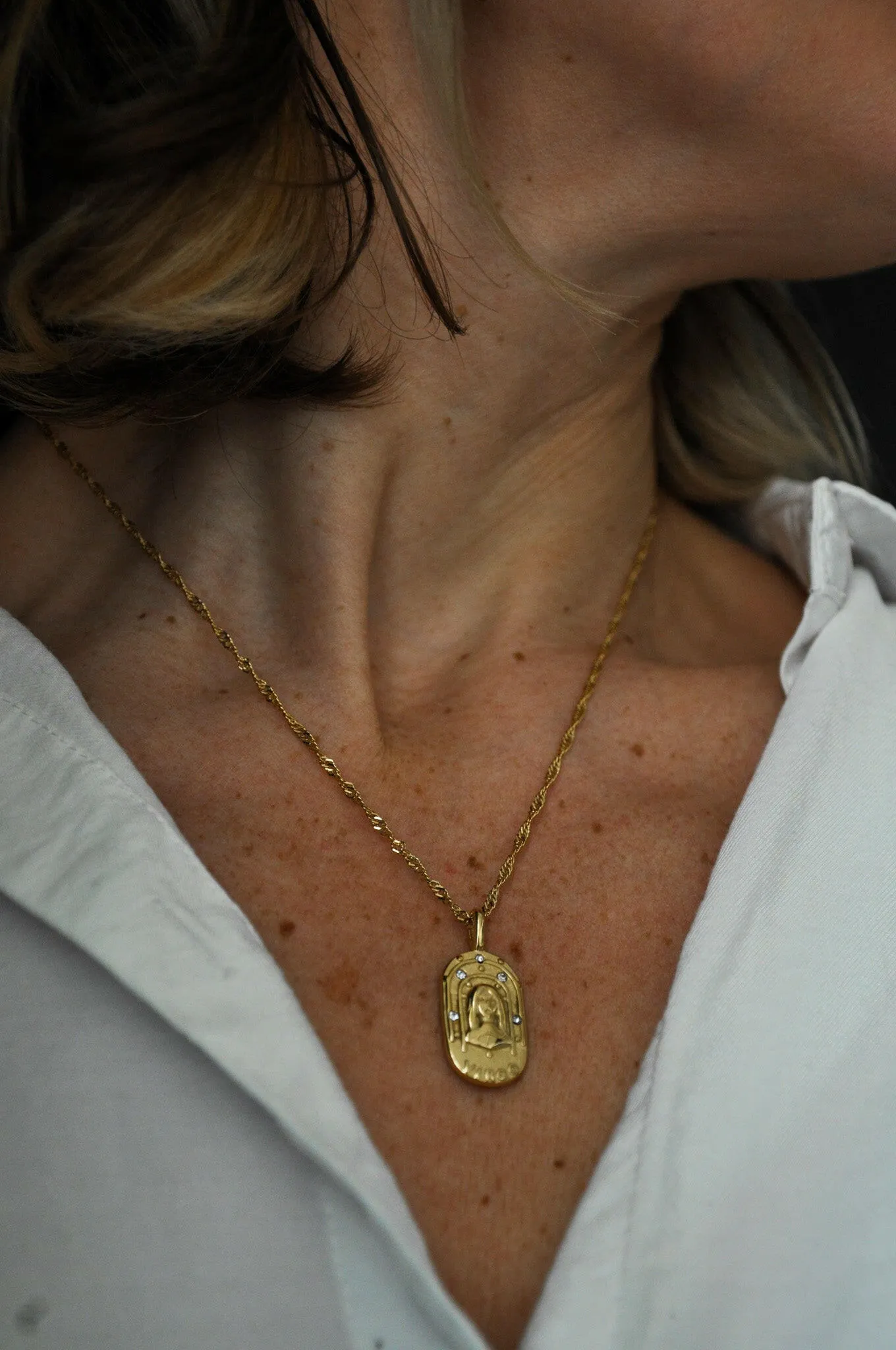 Virgo 18k Gold Zodiac Pendent Necklace