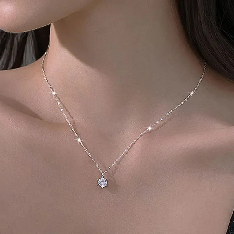 Zircon Silver Choker Necklace with Shining Finish